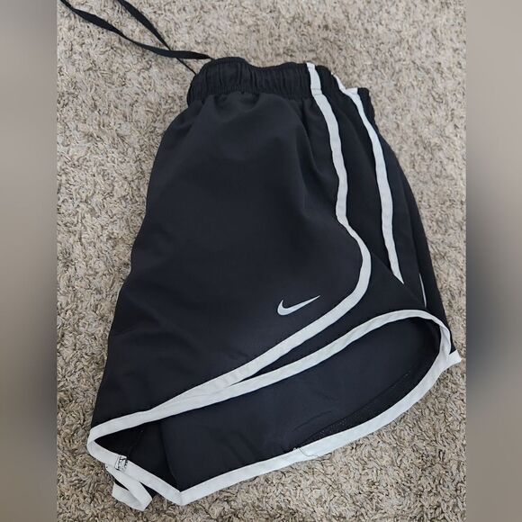 Nike Tempo Running Shorts size M - Picture 4 of 5